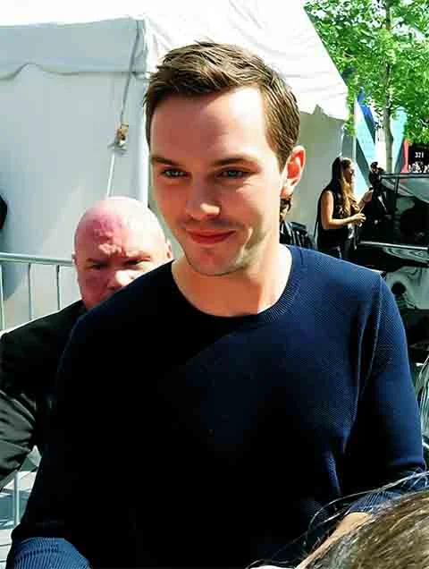 Sua trajetória ainda está em ascensão, e, com novos projetos no horizonte, a tendência é de que ele continue a ser figura central na indústria cinematográfica.