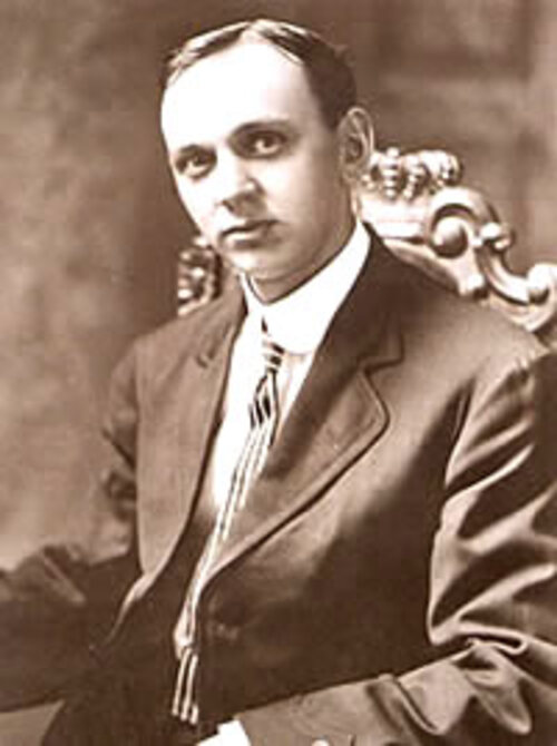 Edgar Cayce (1877-1945) - Conhecido como o Profeta Adormecido, Edgar Cayce era um vidente americano que afirmava ter visões enquanto estava em estado de transe. 