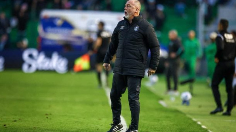 Técnico do Imortal evidencia que o resultado é essencial para a evolução, comenta sobre o rodízio no elenco, elogia Alysson e Cristaldo