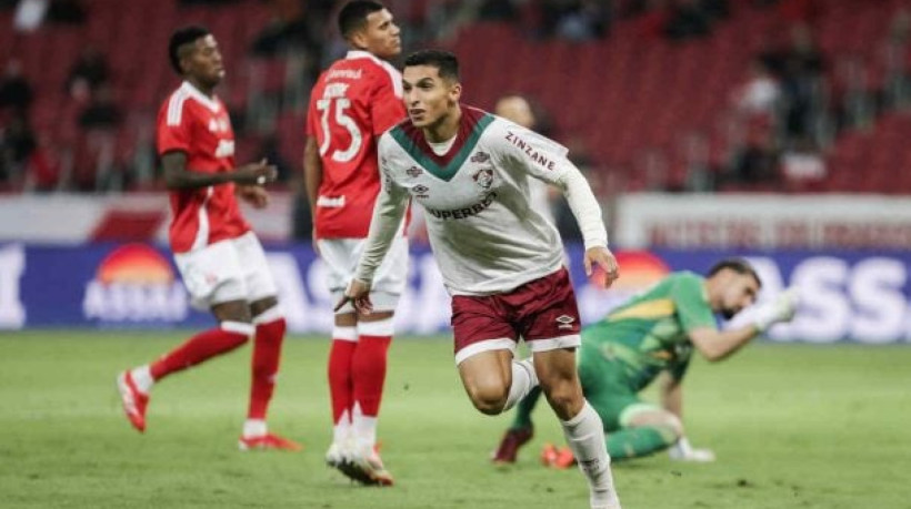 Tricolor, de Renato Gaúcho, tem boa atuação e se aproveita da falha feia do arqueiro Anthoni para triunfar por 2 a 0, em pleno Beira-Rio