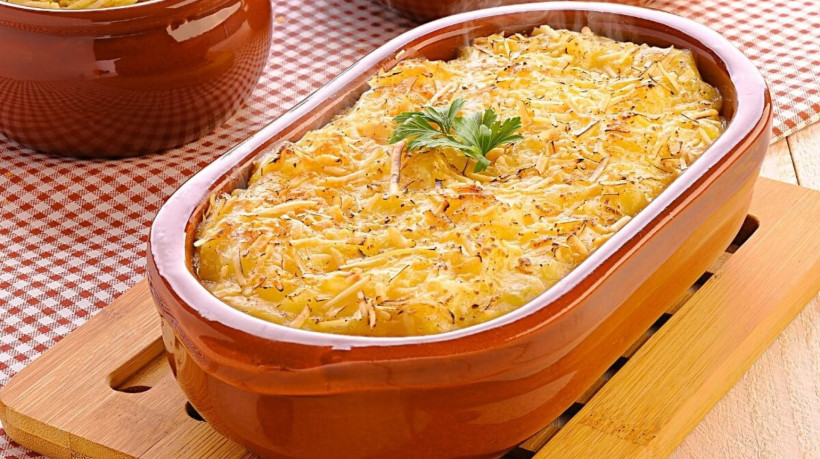 Escondidinho de berinjela (Imagem: Rafael Trafaniuc | Shutterstock)