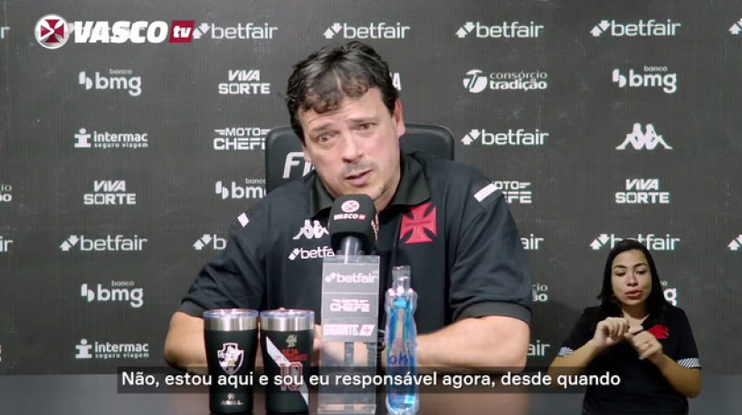 Diniz lamenta falhas, resultado e diz que Vasco está evoluindo