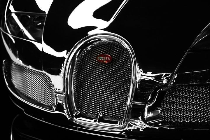 Em 2021, a Bugatti entrou em uma nova fase ao se unir à fabricante croata Rimac Automobili, especializada em veículos elétricos de altíssimo desempenho. 