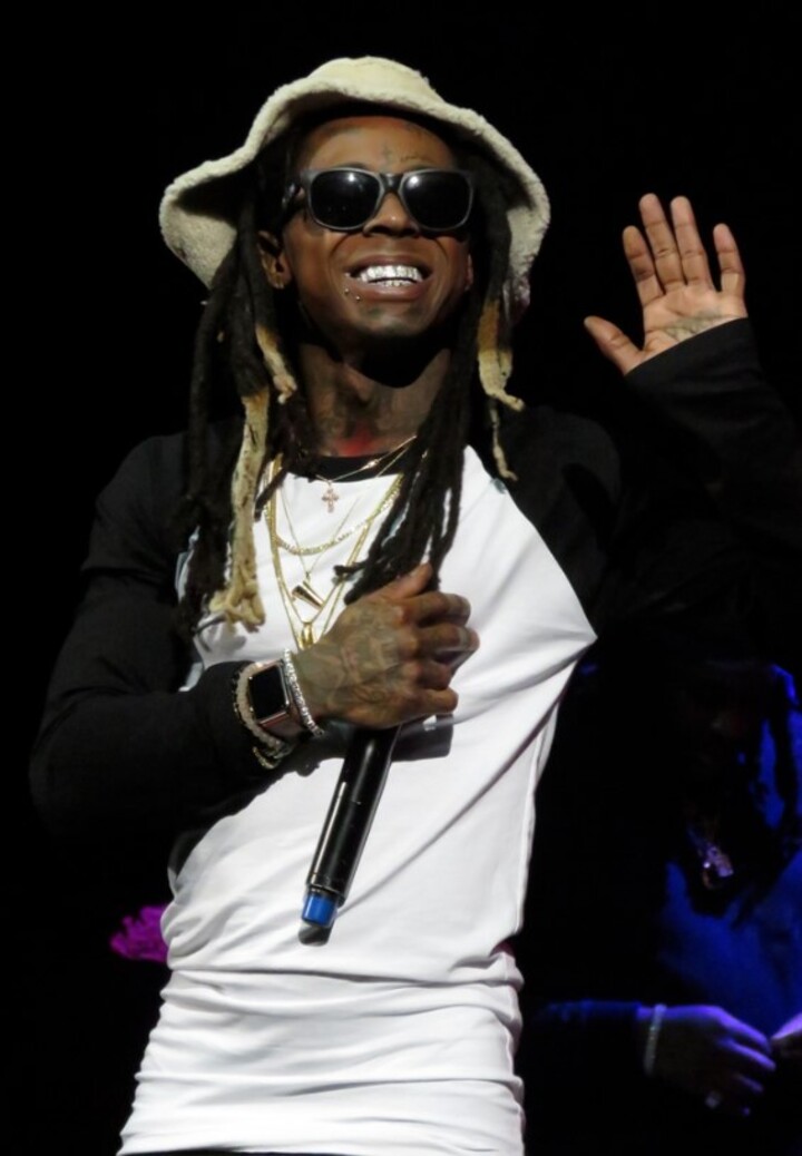 7º lugar: Lil Wayne - Nascido em 27/09/1982 em Nova Orleans, na Louisiana (EUA). Sua carreira começou em 1991. 
