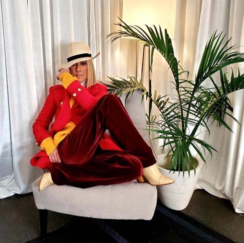 Em casa, Celine tem o apoio da família, inclusive da irmã Claudette, que chegou a declarar à imprensa que esperava por um milagre, pois a cantora não estava reagindo ao tratamento. Não há muito o que fazer”, lamentou. 
