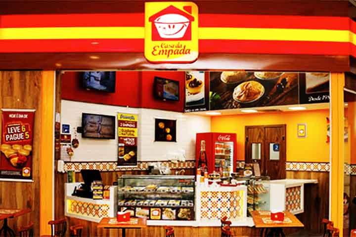 Uma das lojas mais tradicionais focadas nestes produtos no Brasil é a Casa da Empada, que iniciou suas operações em 1987. 