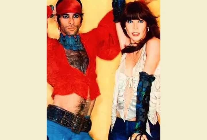 Entre as amizades que Ney Matogrosso construiu no universo musical, uma especial foi com Rita Lee, a Rainha do Rock brasileiro que morreu em 2023. O cantor revelou até que foi o responsável por apresentar a artista ao seu futuro marido, o multi-instrumentista Roberto Carvalho. 

