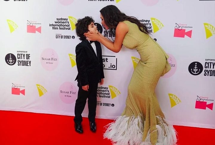 Comovida pela tragédia, McCann iniciou uma campanha para arrecadar cerca de 300 mil dólares australianos (cerca de R$ 1 milhão) com o objetivo de financiar o procedimento.