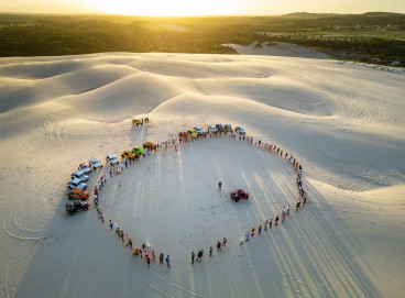Aquiraz, CE, BR  02.06.25 Moradores fazem protesto contra a implantação da rodovia CE-025 no trecho entre a CE 452 (B) da Prainha para Praias Belas no Município de Aquiraz (Fco Fontenele/O POVO) 