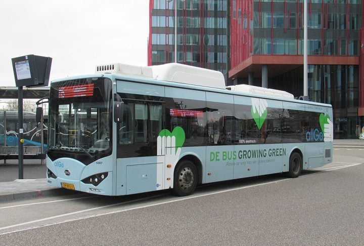 Representando a nova geração dos ônibus elétricos, o BYD K9 é um dos mais vendidos no mundo, e já opera em cidades como São Paulo, Bogotá e Los Angeles.