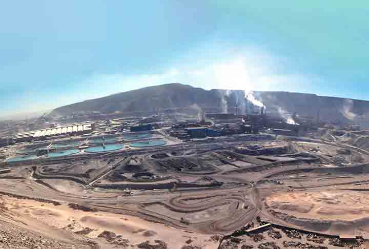 Chuquicamata (Chile): Localizada na região de Antofagasta, no norte do Chile, a Mina de Chuquicamata se destaca como uma das maiores minas de cobre a céu aberto do mundo.