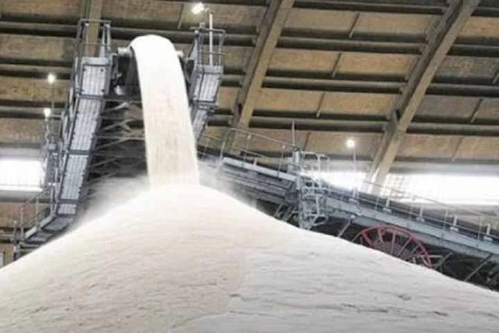 Açúcares e melaços – US$ 8,5 bilhões - O Brasil lidera as exportações globais com cerca de 38% do mercado mundial.