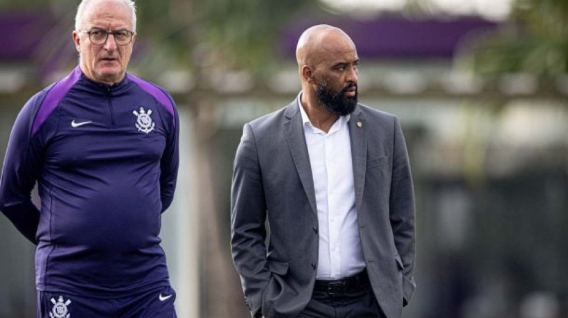 No entanto, o Timão segue com dificuldades financeiras e não pode gastar muito para contratar 