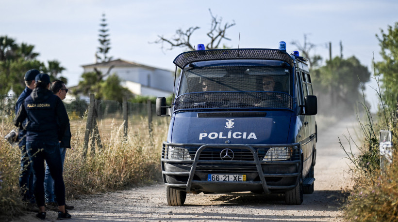 Investigadores da Polícia Criminal Portuguesa realizam novas operações de busca no âmbito da investigação ao desaparecimento de Madeleine (ou Maddie) McCann