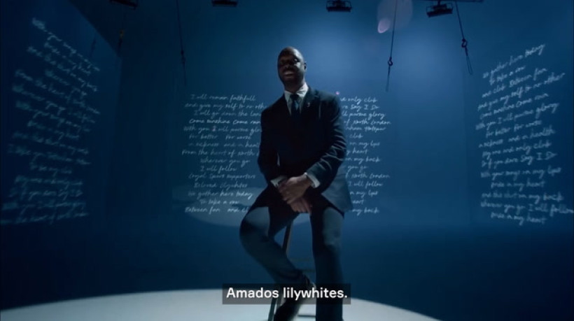 Tottenham apresenta novo uniforme para a temporada 2025/26