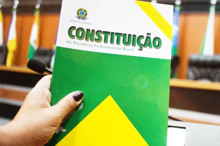 Vale lembrar que essa Constituição nacional durou até 1891, quando foi promulgada a primeira carta do Brasil republicano. Já a Constituição atual foi promulgada em 1988. 
