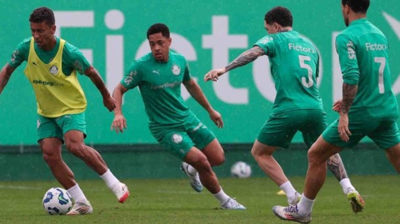 Atacante ainda segue cronograma individualizado de controle de carga na parte interna por conta da recuperação da cirurgia na perna