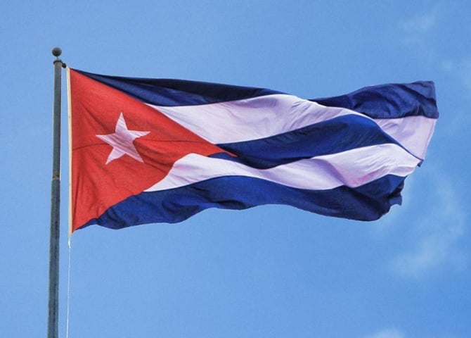 O novo Código das Famílias de Cuba também permite a barriga solidária, desde que não lucrativa, uma prática na qual uma mulher gesta o bebê de outra mulher ou parceira (gestação solidária).