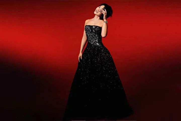 Ela costuma lotar salas de concerto mundo afora com seu domínio do instrumento aliado à sua espontaneidade e estética. 
