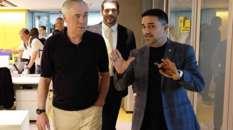 Diretor comenta que ganhou mais autonomia e conseguiu separar a política do futebol, para dar tranquilidade ao italiano