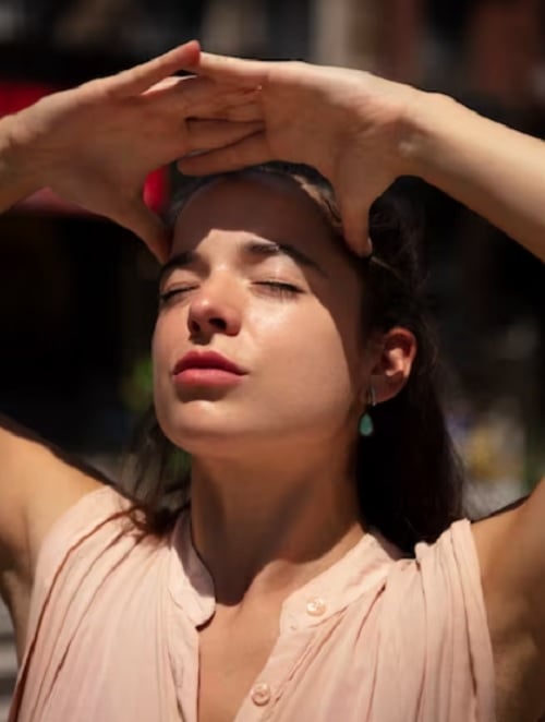 Segundo os cientistas, até mesmo pessoas saudáveis podem ser afetadas pelas altas temperaturas e até morrer quando expostas ao calor por muito tempo.