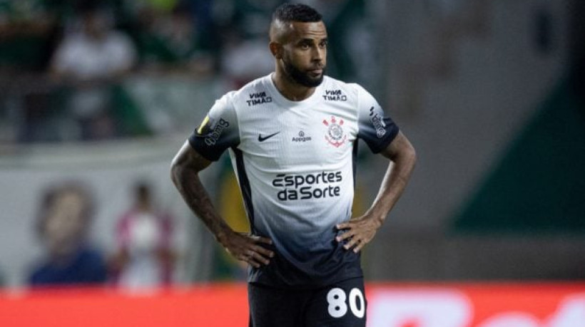 Volante, que está a caminho do Grêmio, usou o Instagram para mostrar gratidão pela passagem de um ano pelo Corinthians