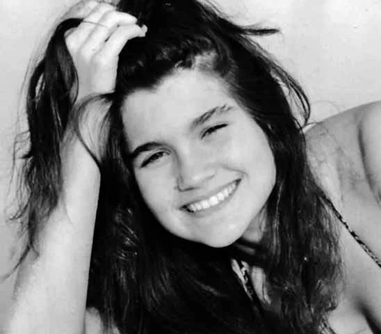 Foi quando venceu o concurso Estrela por um Dia no Domingão do Faustão, em 1989. Sua estreia na televisão veio logo em seguida, e desde então ela nunca mais saiu do radar do público.