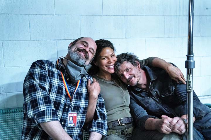 A colaboração entre os dois resultou em uma adaptação que equilibra fidelidade ao material original com liberdade criativa, permitindo que a história ganhe nova vida na televisão sem perder sua identidade.