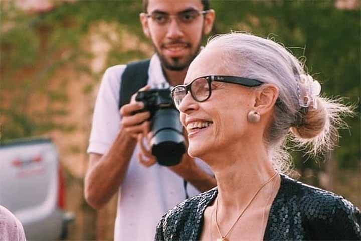 Sônia Braga foi casada de 1970 a 1976 com o ator italiano Arduíno Colassanti e, entre 1980 e 1988, com o fotógrafo Antonio Guerreiro. 
