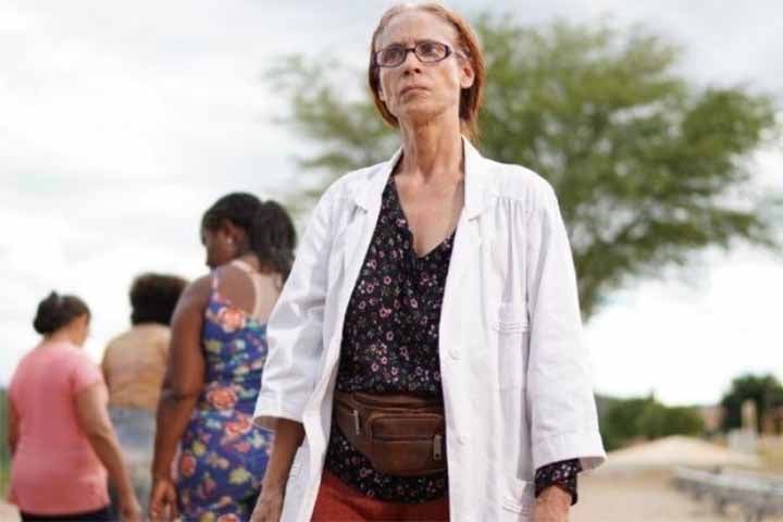 Nos últimos anos, Sônia Braga teve destaque em dois filmes do cineasta brasileiro Kleber Mendonça Filho: “Aquarius” (2016) e “Bacurau” (2019). 
