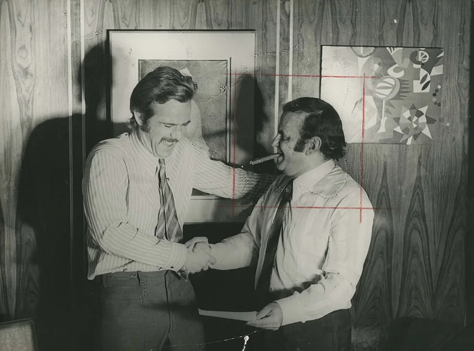 Cuoco ganhou três vezes o Troféu Imprensa, pelas novelas “Redenção” (1967), “O Cafona” (1971) e  “Selva de Pedra” (1972). E foi indicado outras vezes. Na foto, Cuoco com Felipe Carone em O Cafona.
