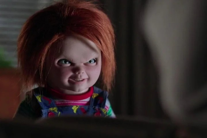 O Culto de Chucky (2017), dirigido por Don Mancini – Continua a história do filme anterior, com elementos de horror psicológico. É o mais bem avaliado pela crítica de toda a franquia.