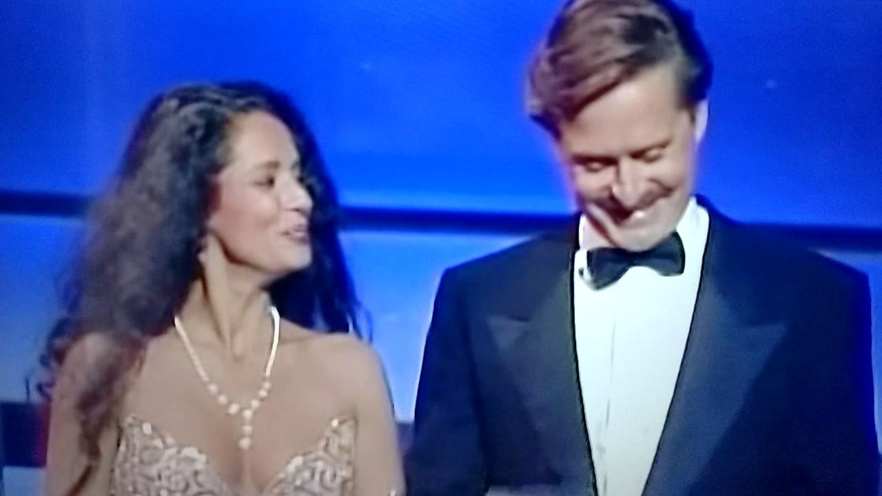 Sônia Braga foi a primeira brasileira a apresentar uma categoria do Oscar. Em 1987, ao lado de Michael Douglas, ela fez as honras aos indicados na categoria melhor curta-metragem. 
