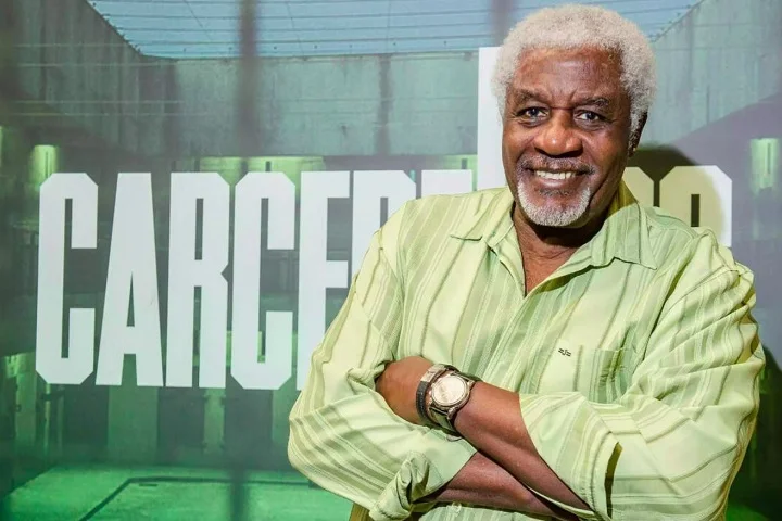 Cantor, compositor e ator brasileiro, Tony Tornado completou 95 anos no dia 26/05. Conheça sua trajetória de sucesso!