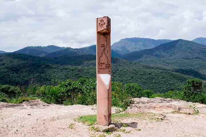 Lavras Novas atrai casais em busca de romantismo, famílias atrás de sossego e até aventureiros, que aproveitam as trilhas, cachoeiras e passeios de 4x4.