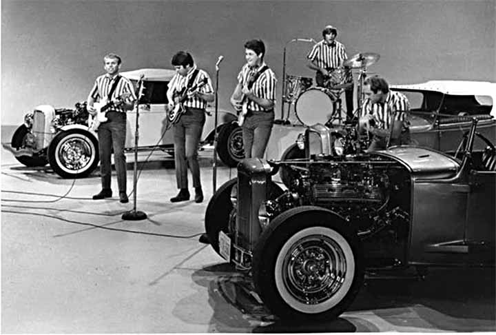 A banda de rock formada em Hawthorne, na Califórnia, em 1961, é tida como uma das mais influentes da história do rock, com muitas canções nas paradas de sucesso e álbuns recordistas de venda, inclusive compactos no primeiro lugar entre os mais vendidos nos EUA. 