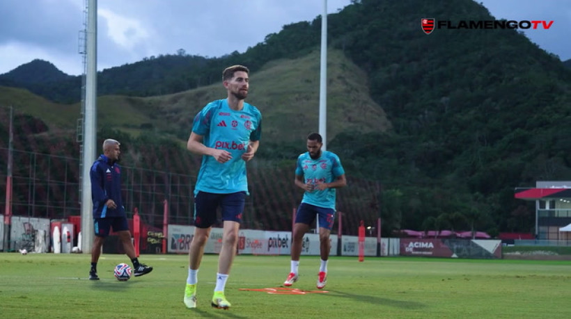 O último treino do Flamengo antes de viajar para os EUA