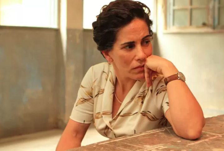 Em Nise: O Coração da Loucura (2016), Glória deu vida à psiquiatra Nise da Silveira, papel pelo qual foi aclamada pela crítica.