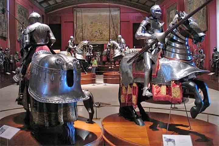 O estudo também destacou como os micênios “foram alguns dos soldados mais bem equipados” do período. Os pesquisadores descobriram que a armadura resistiu a esses desafios sem forçar ou limitar seu usuário.