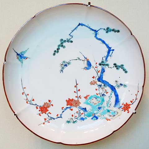 No século XIX, avanços industriais possibilitaram fórmulas mais resistentes, levando ao uso técnico em química.
