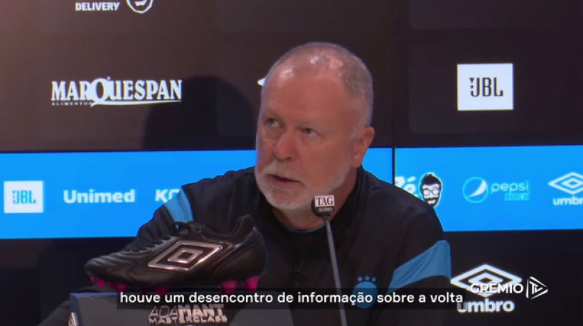 Mano esclarece situação de Cristian Olivera e analisa gravidade de lesão