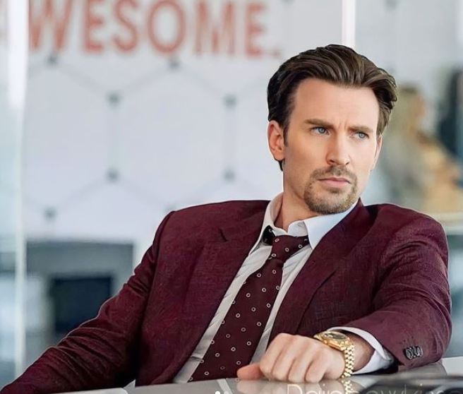 Trata-se de um filme de Natal, algo que Chris Evans diz nunca ter pensado em fazer. Ele disse que adorou a oportunidade e elogiou muito o colega The Rock: Incrível no que faz, engraçado, charmoso.
