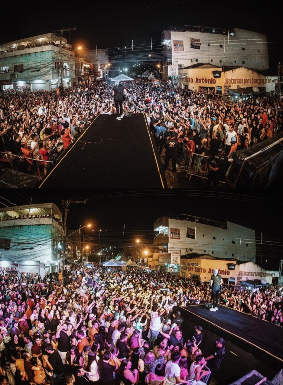 O Chiclete com Banana passou a ter o apoio de um público fiel, constituído das mais variadas faixas etárias. Elas lotam clubes, ginásios, campos de futebol, casas de espetáculos e diversos outros locais em que o grupo se apresenta.