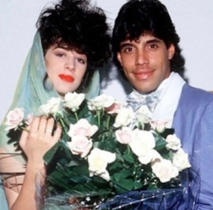 Cláudia Raia e Alexandre Frota: Depois do Jô, a atriz emplacou um relacionamento com Alexandre Frota. Na época, os dois faziam a novela Sassaricando. Eles também chegaram a se casar e a união durou três anos.