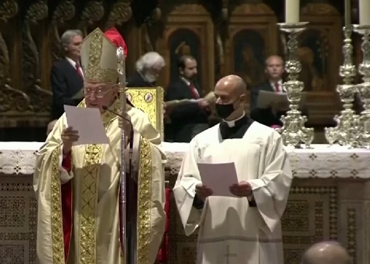 Num encontro entre cardeais, realizado em julho de 2024, o Cardeal Marcelo Semeraro apresentou um relatório que descrevia Acutis como uma pessoa acolhedora e carinhosa com os mais pobres, ajudando os sem-teto, os necessitados e os imigrantes com o dinheiro que economizava de sua mesada semanal.