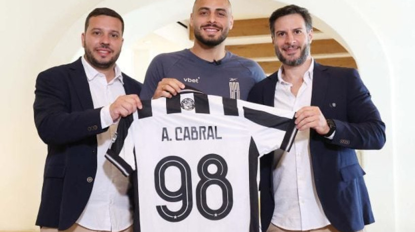 Atacante evitou comparações com Igor Jesus, enquanto argentino disse que conheceu o clube por ex-companheiro de time