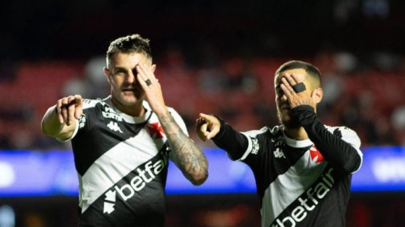 Além de derrotar o adversário fora de casa após 12 anos, time também vê argentino marcar pela primeira vez contra os paulistas