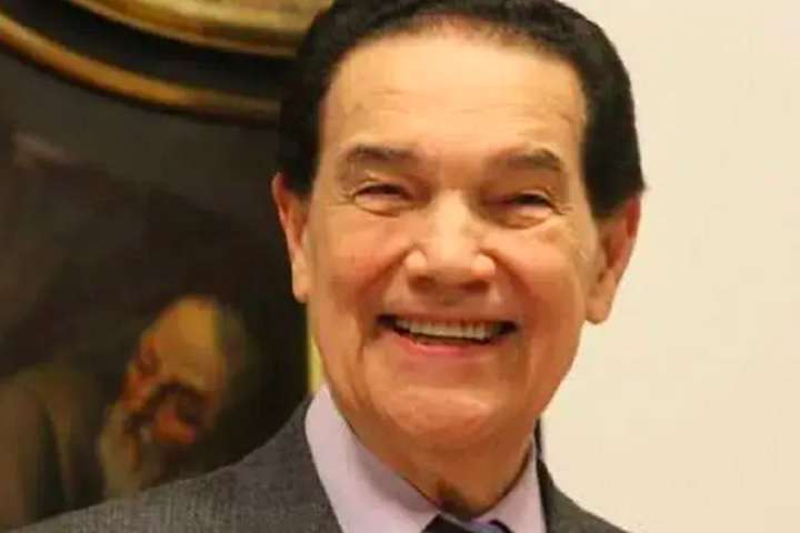 Natural de Feira de Santana, na Bahia, Divaldo nasceu em 5 de maio de 1927.