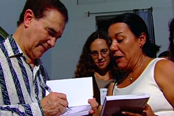 Algumas de suas obras mais conhecidas incluem Vida Feliz (2002), Plenitude(2002) e Constelação Familiar (2008).