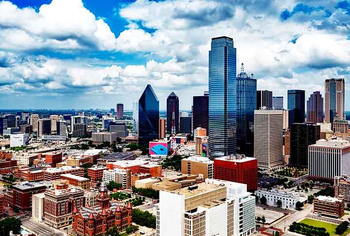 Austin (Texas) – 790.390 habitantes. Capital do Texas, Austin é conhecida por sua vibrante cena musical e cultural. O South by Southwest (SXSW) é um festival anual que celebra música, cinema e tecnologia. O Capitólio do Estado do Texas e o Lago Lady Bird são pontos de interesse populares. -  Imagem Pixabay
